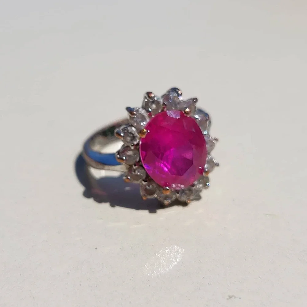 Vintage Pink Synthetic Stone Silver Tone Cocktail Ring Size 7.75 Oval Cluster